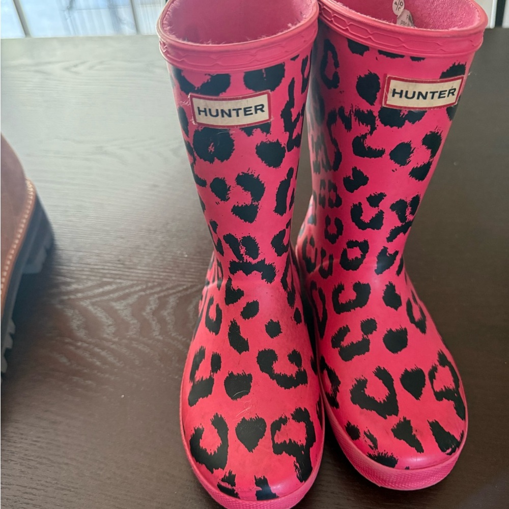 Hunter Bold Pink Animal Print Boots